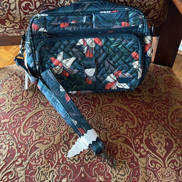 lug Carousel XL-LILY TL Crossbody. NWT Dark Green/Multi. RFID Protected. - Picture 4 of 5